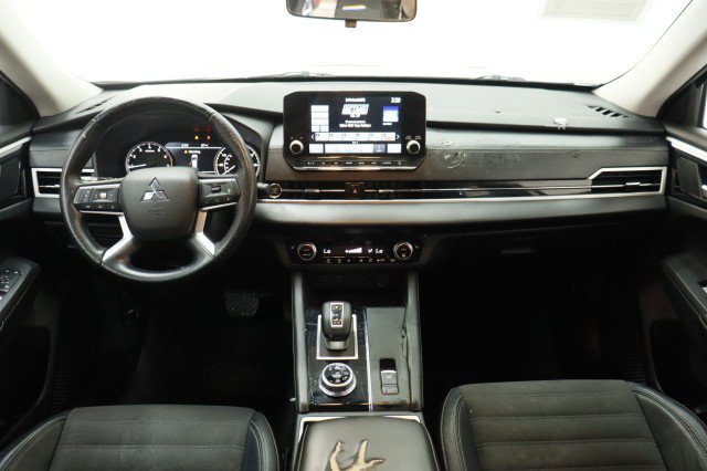 Used 2022 Mitsubishi Outlander SEL Black Edition AWD/4WD image 22