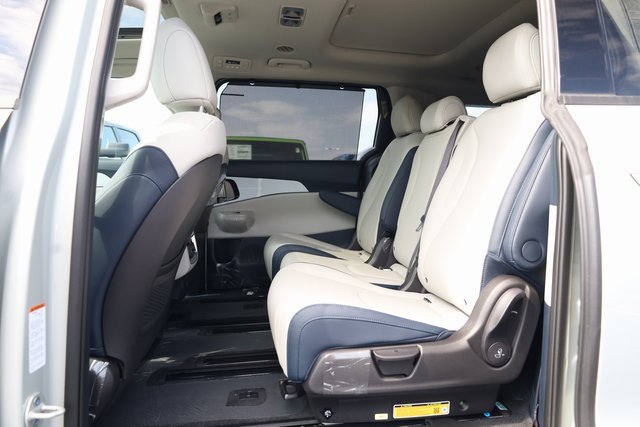 New 2026 Kia Carnival SX image 23