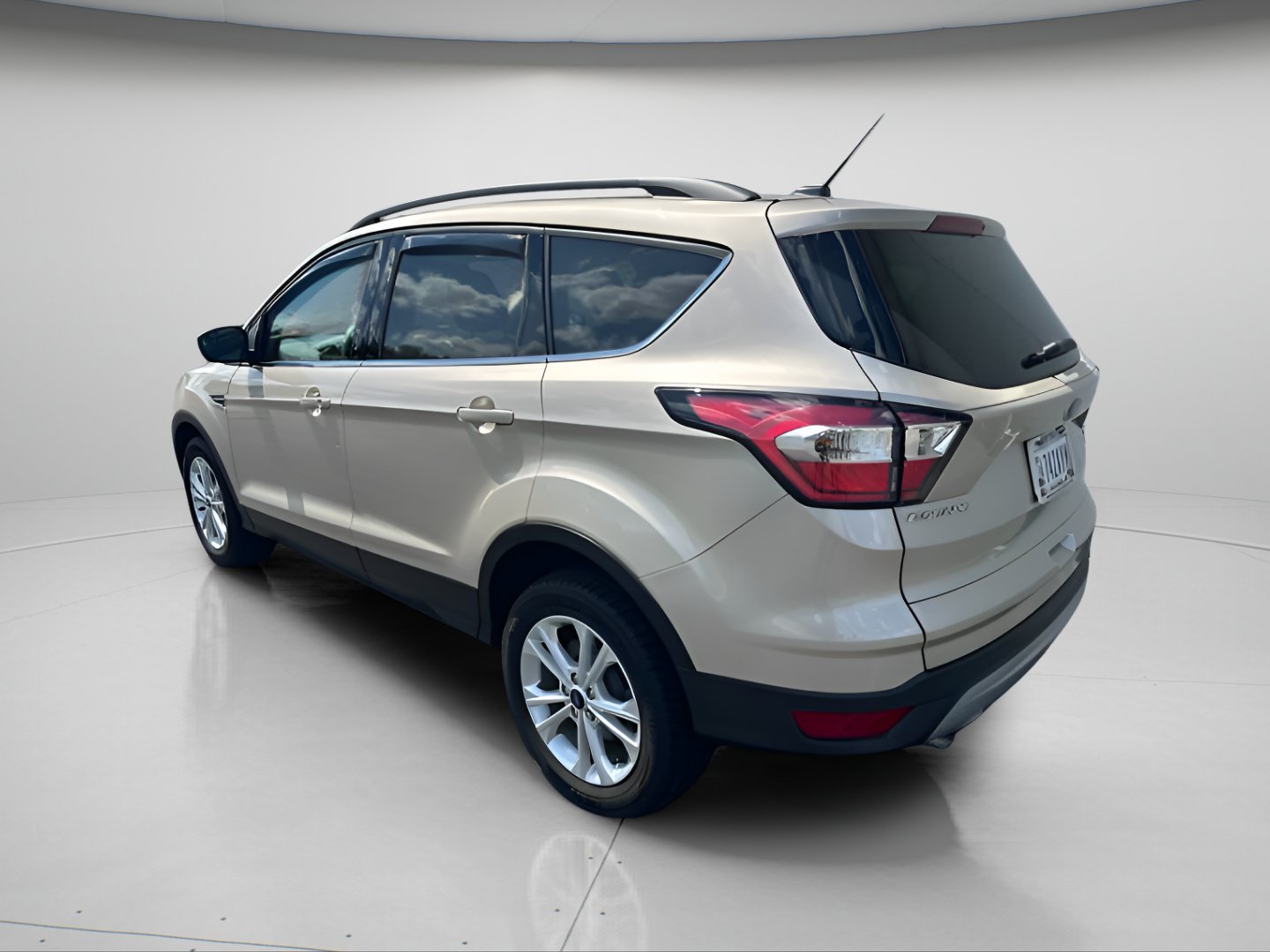 Used 2018 Ford Escape SE AWD/4WD image 8