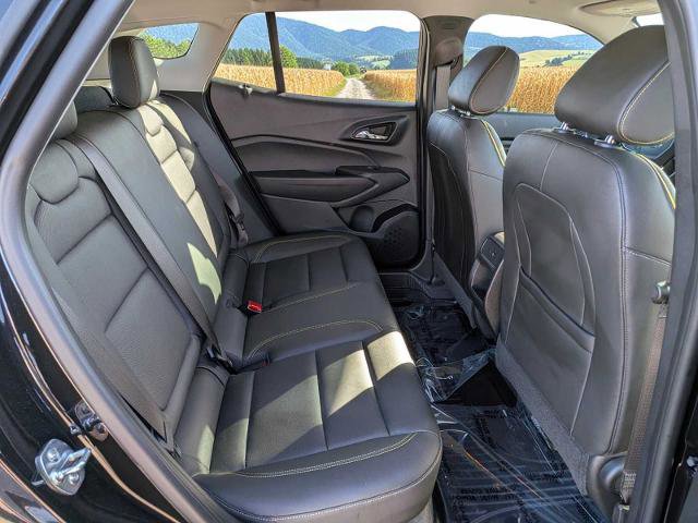 Used 2026 Chevrolet Trax ACTIV w/ Driver Confidence Package FWD image 18