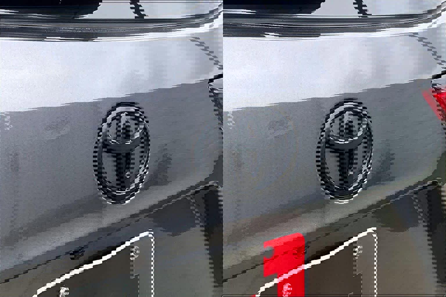 Used 2023 Toyota Highlander XLE image 30