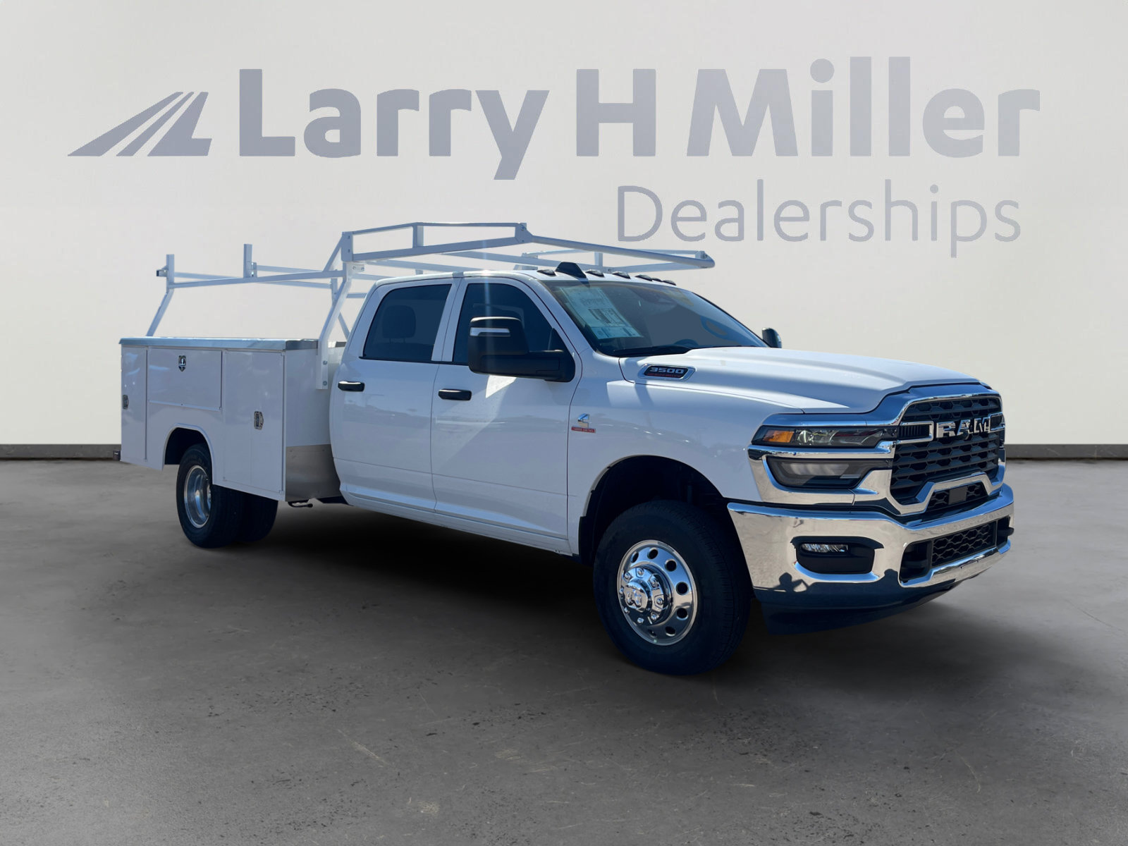 New 2026 RAM 3500 Tradesman w/ Chrome Appearance Group AWD/4WD image 7