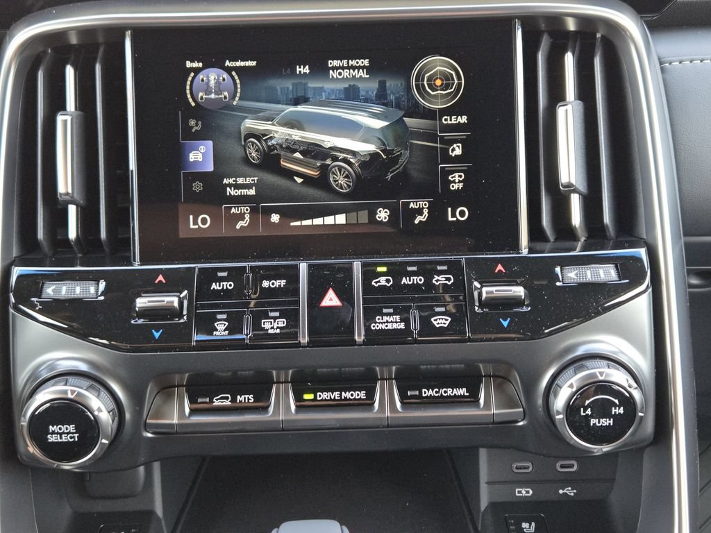 New 2026 Lexus LX 700h Luxury w/ Appearance Package AWD/4WD image 14