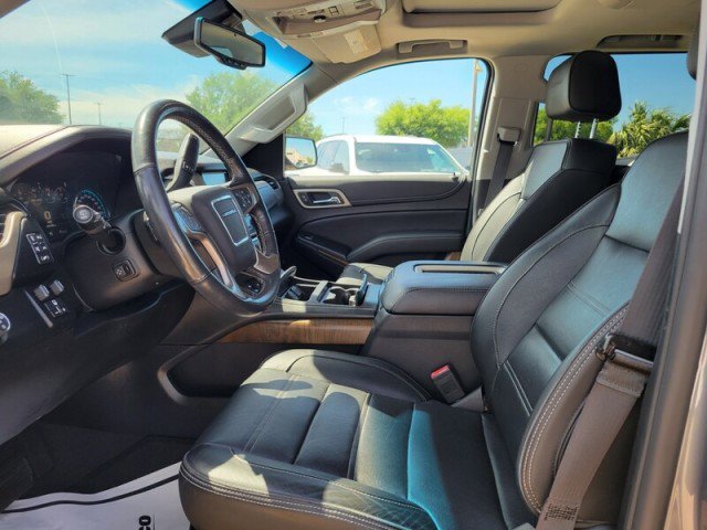 Used 2019 GMC Yukon XL Denali w/ Denali Ultimate Package RWD image 23