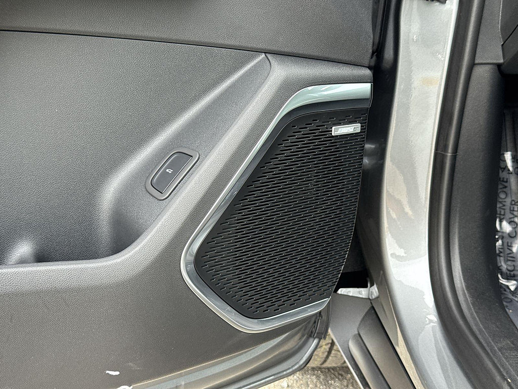 New 2026 GMC Acadia Elevation FWD image 19