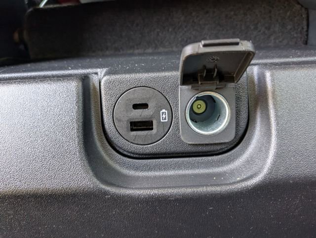 Used 2023 Ford F150 XLT image 34