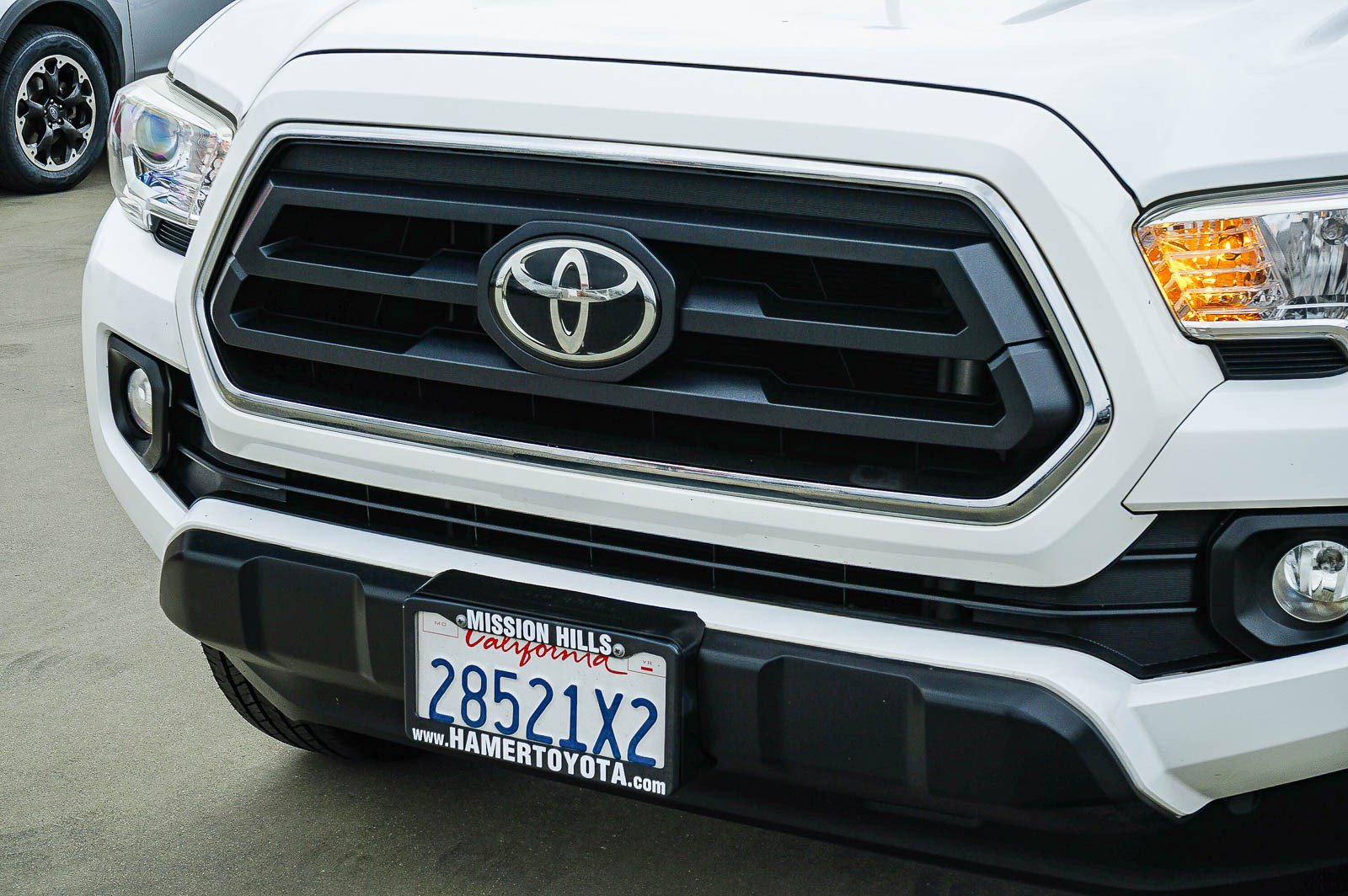 Certified 2020 Toyota Tacoma SR5 RWD image 9