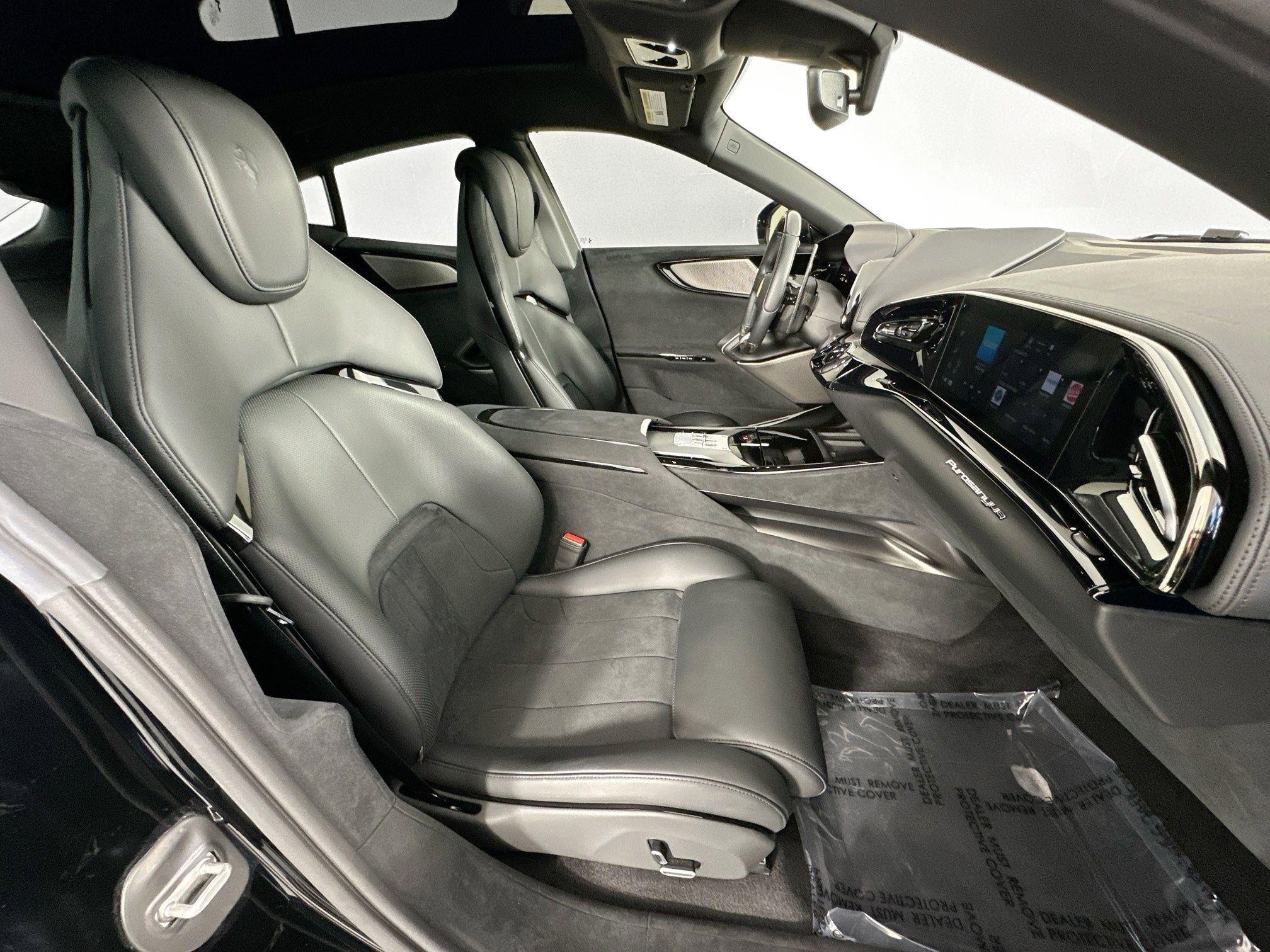 Used 2023 Ferrari Purosangue AWD/4WD image 26