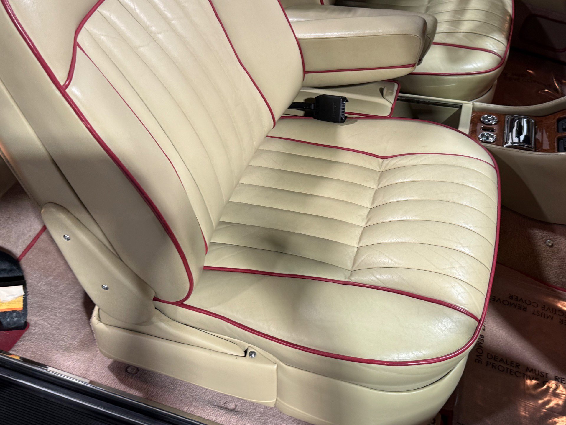 Used 1988 Rolls-Royce Corniche II image 53