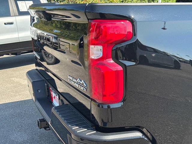 New 2026 Chevrolet Silverado 1500 High Country w/ Technology Package AWD/4WD image 12