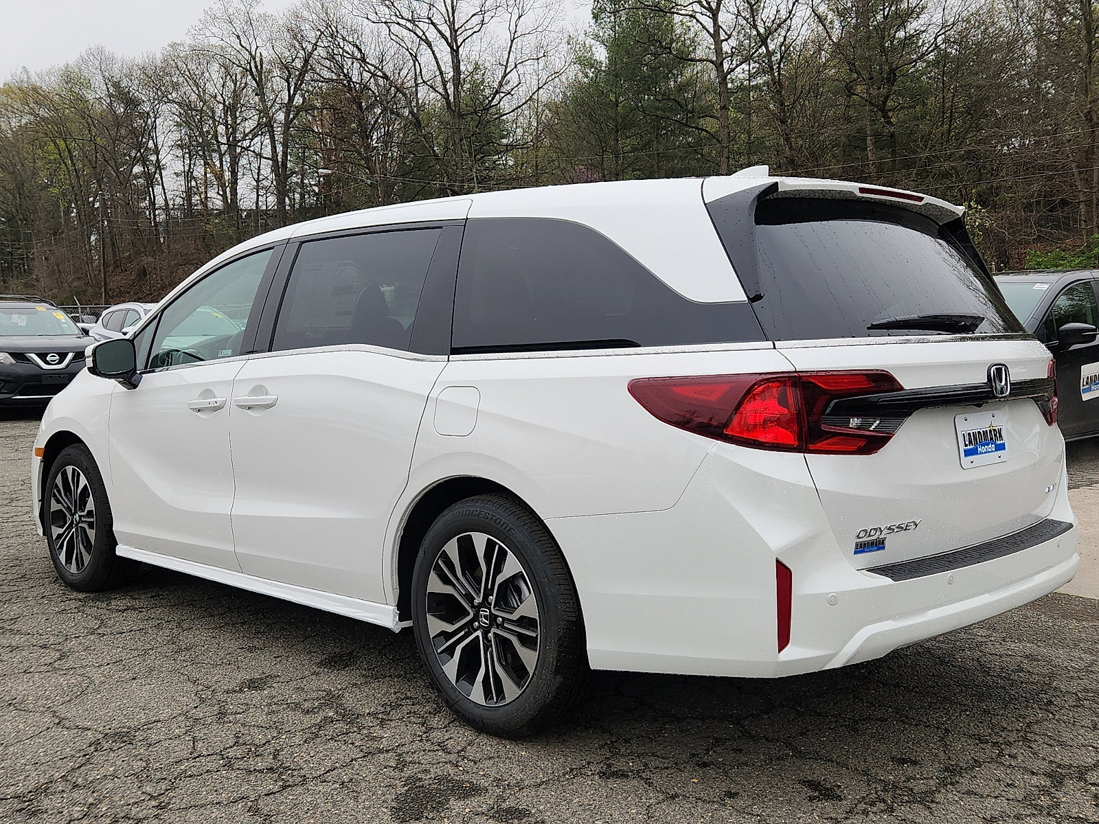 New 2026 Honda Odyssey Elite image 4