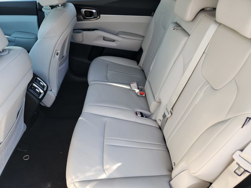 New 2026 Kia Sorento S image 11