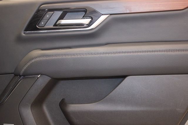 Used 2025 GMC Yukon Denali image 14