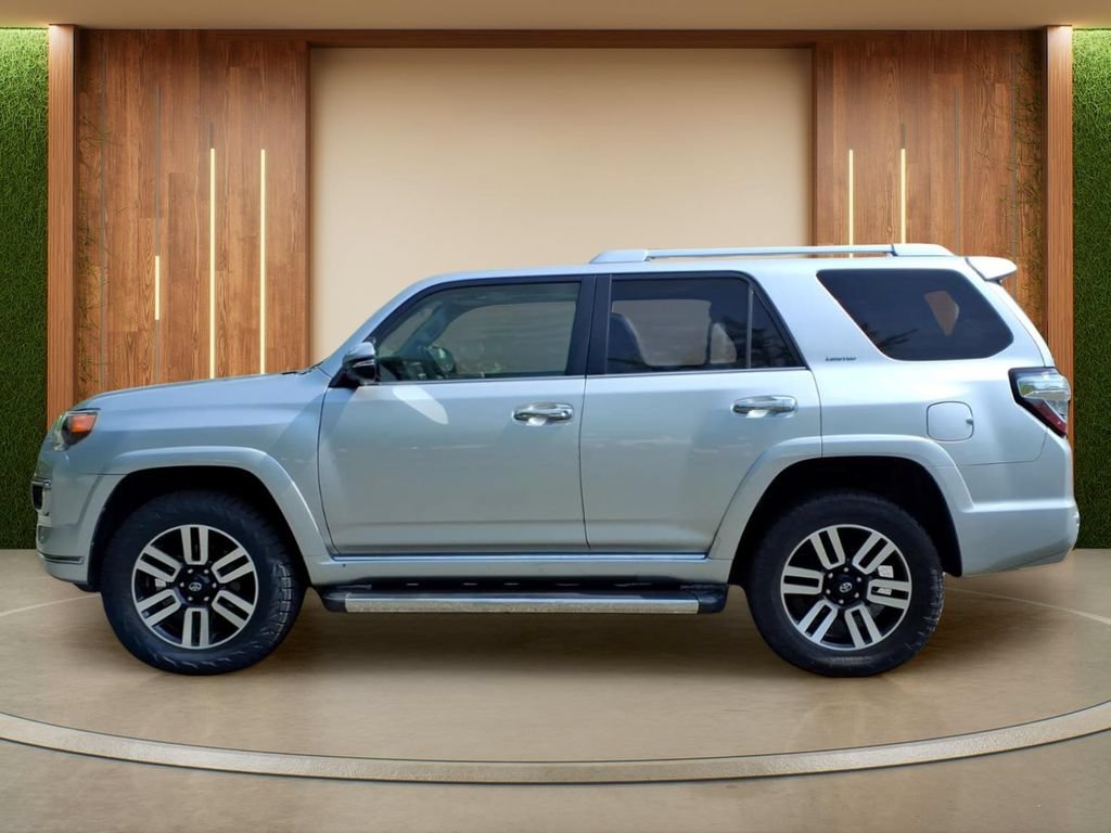 Used 2018 Toyota 4Runner Limited RWD image 30