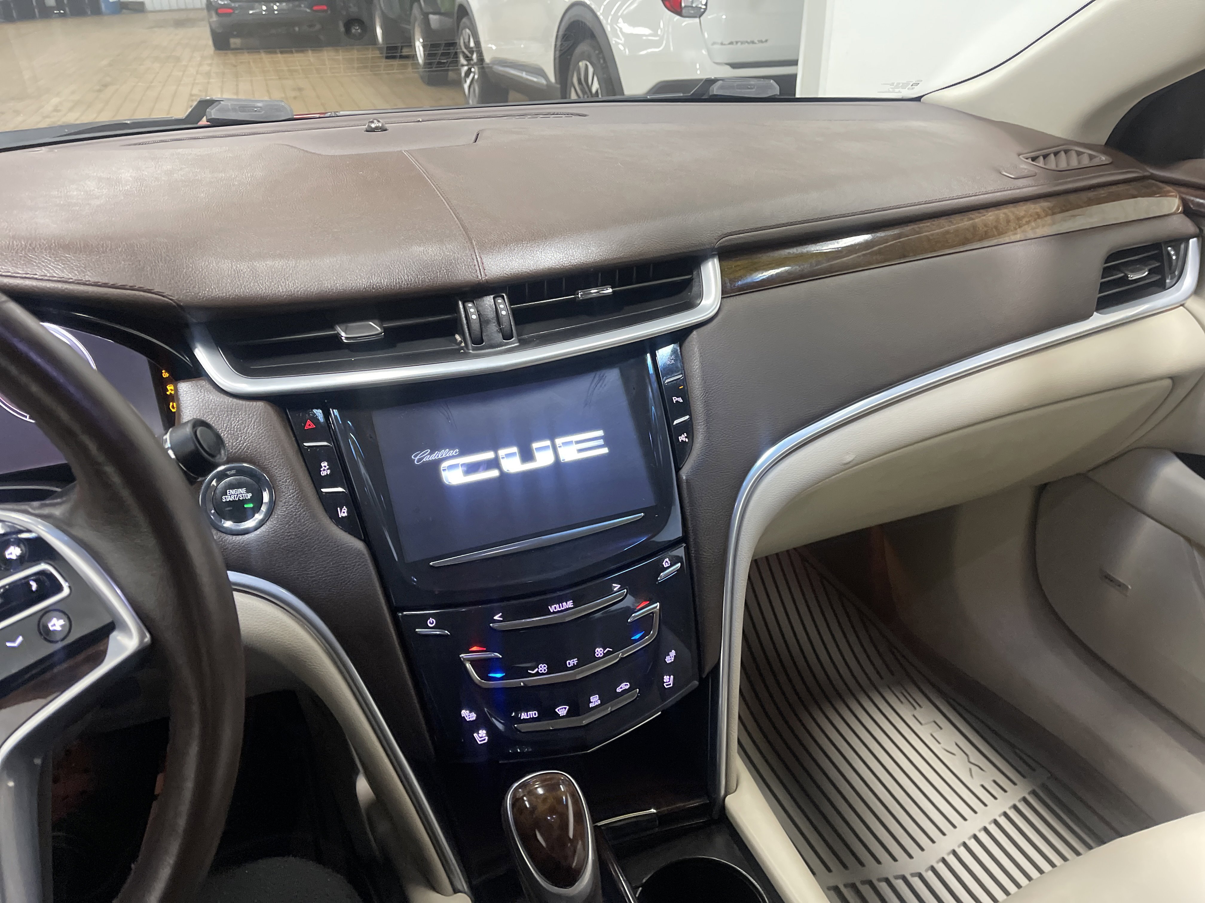 Used 2014 Cadillac XTS Premium w/ Driver Assist Package image 28