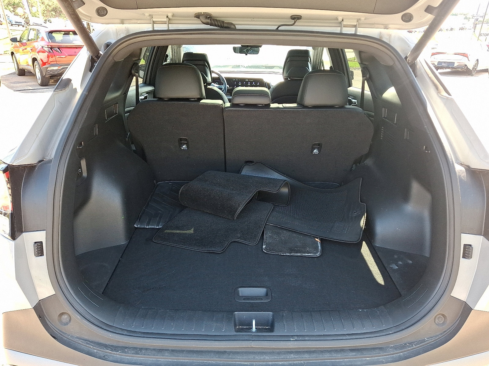 Used 2023 Kia Sportage X-Line w/ X-Line Premium Package AWD/4WD image 29