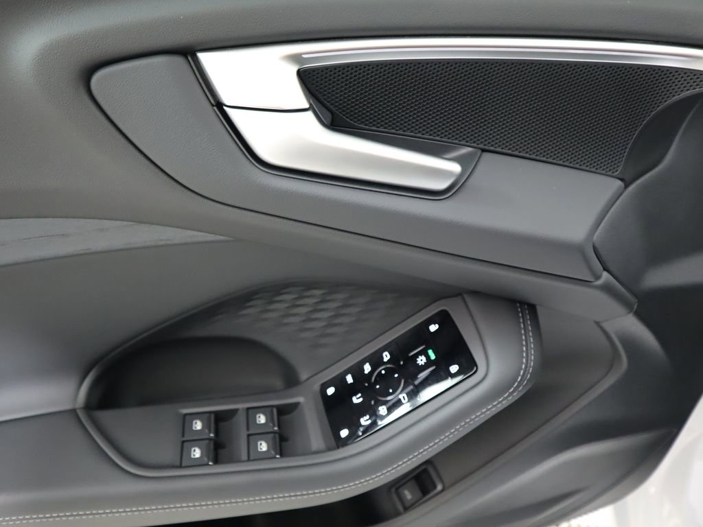 Used 2025 Audi A5 2.0T Premium w/ Convenience Package image 26