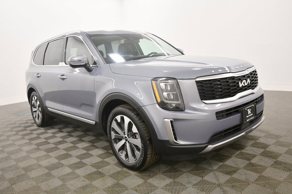 Certified 2022 Kia Telluride EX w/ EX Premium Package image 10