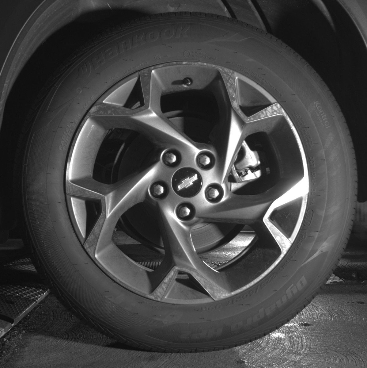 Used 2025 Chevrolet Trax LT FWD image 14