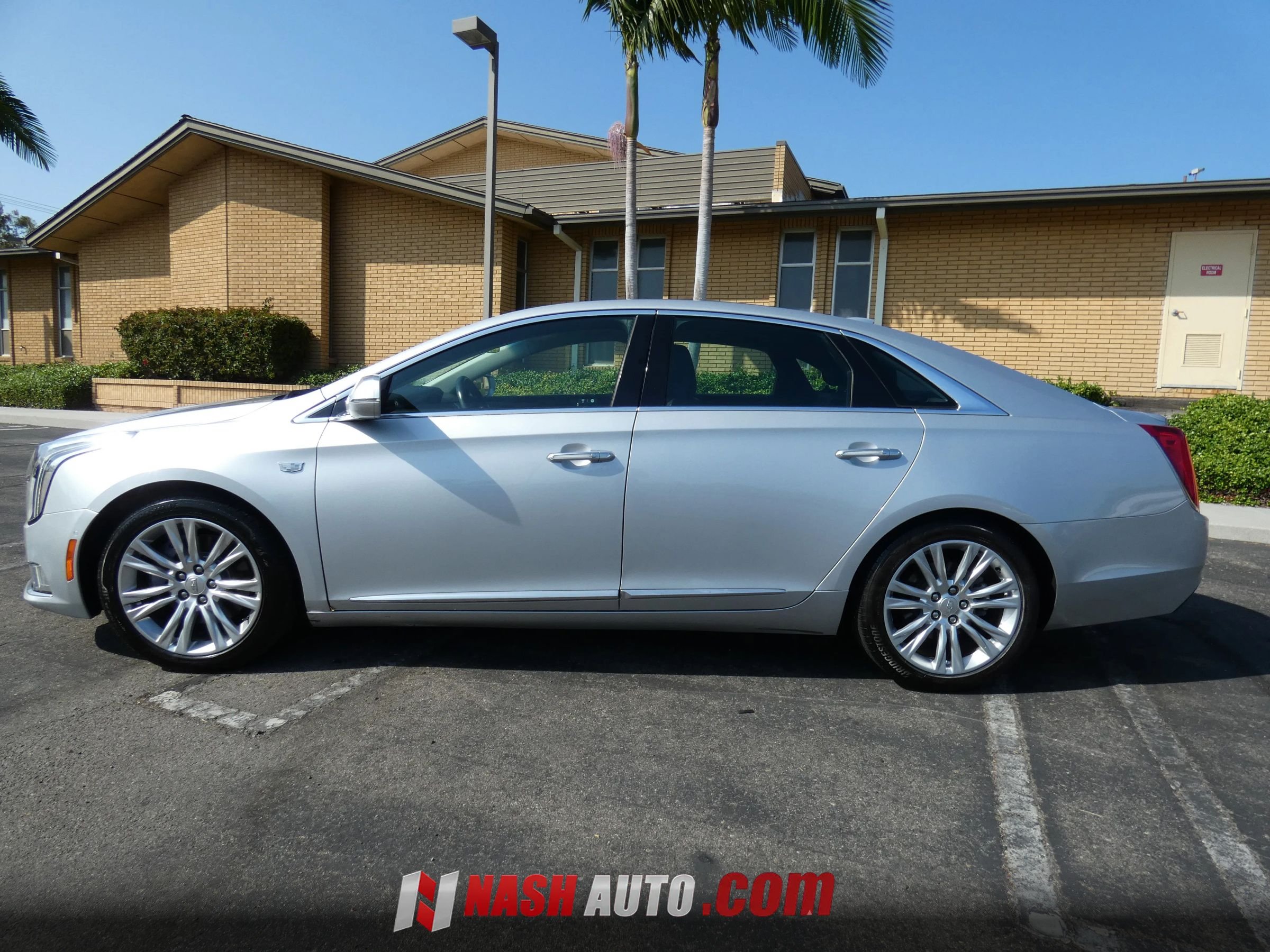 Used 2019 Cadillac XTS Luxury FWD image 14