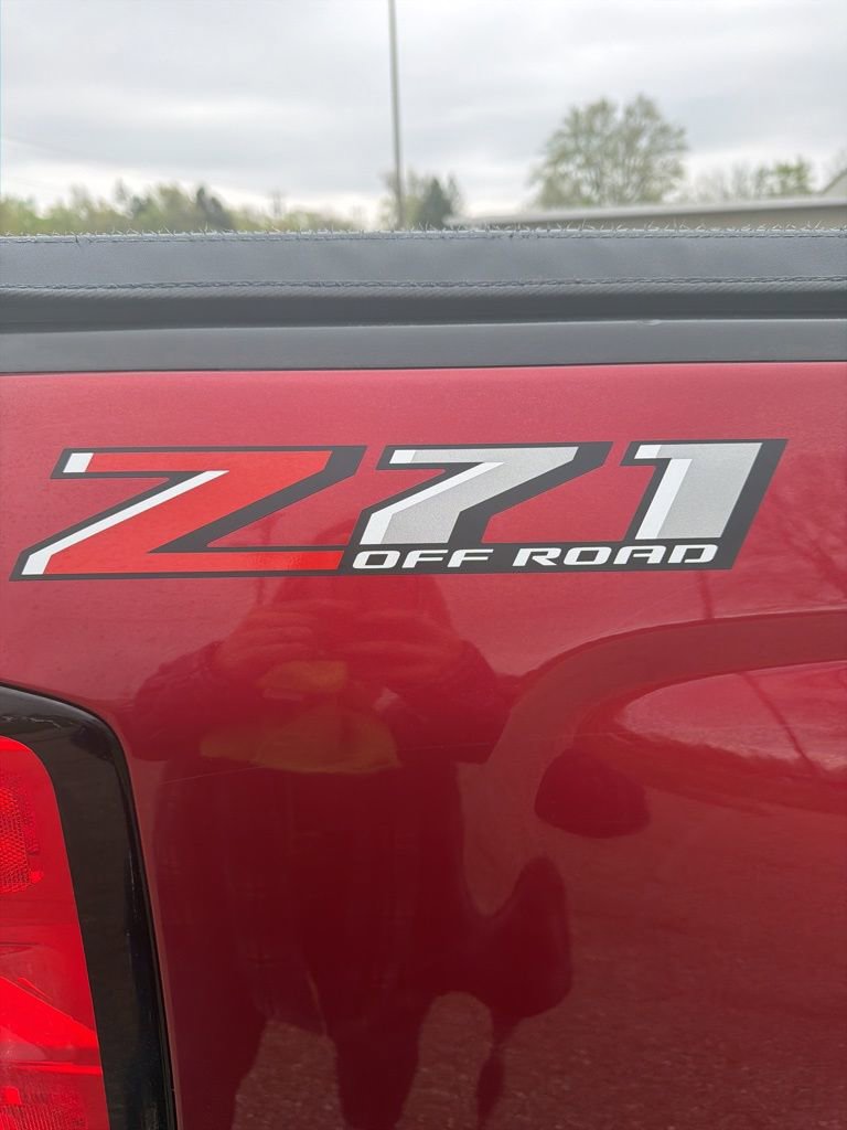 Used 2018 Chevrolet Silverado 1500 LT w/ All Star Edition AWD/4WD image 20