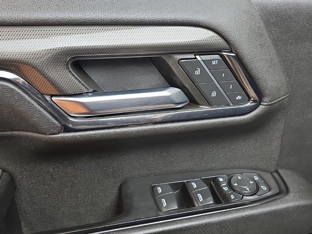 Used 2024 GMC Sierra 2500 AT4 w/ Technology Package image 23