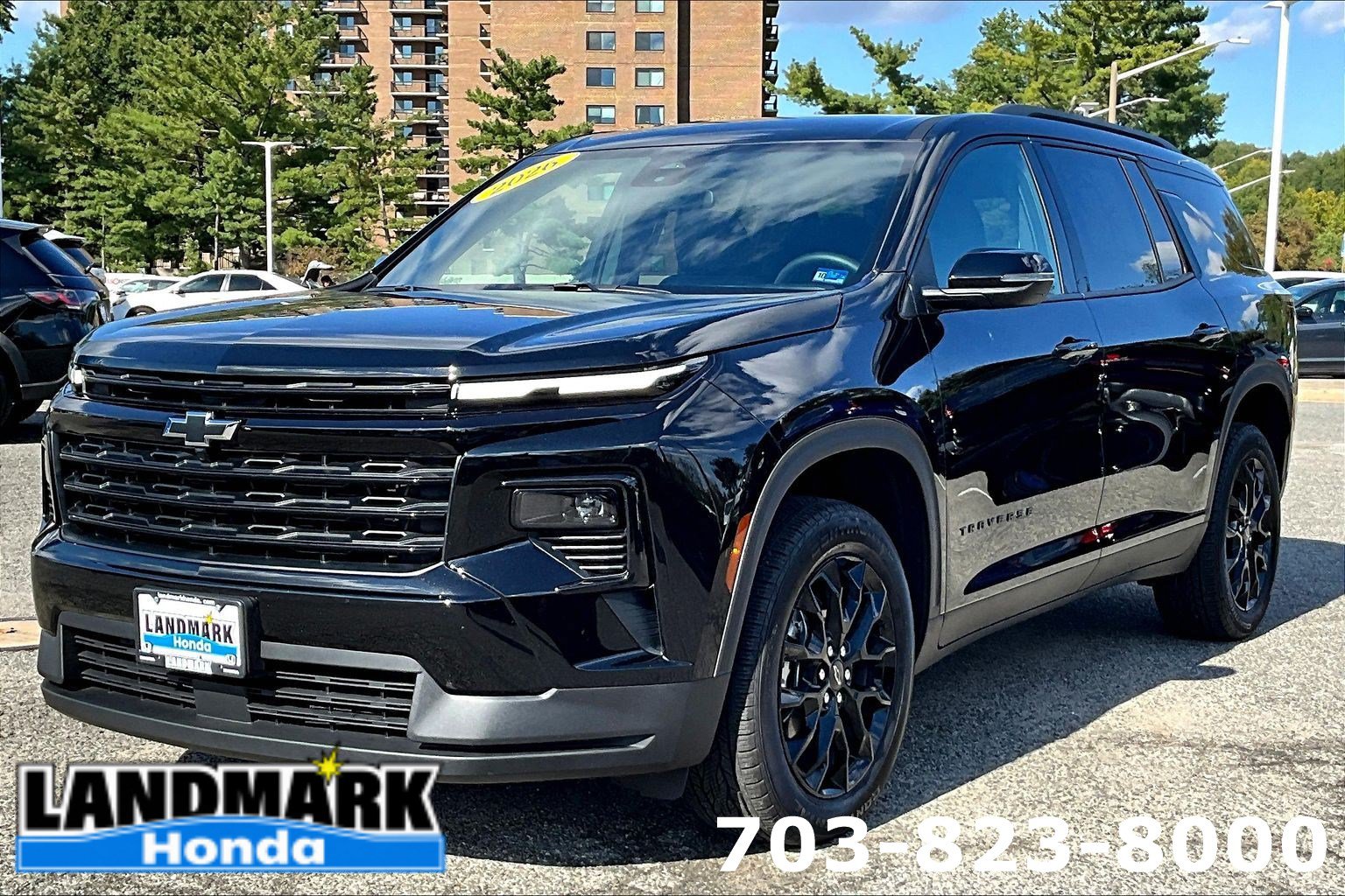 Used 2026 Chevrolet Traverse LT w/ Midnight/Sport Edition