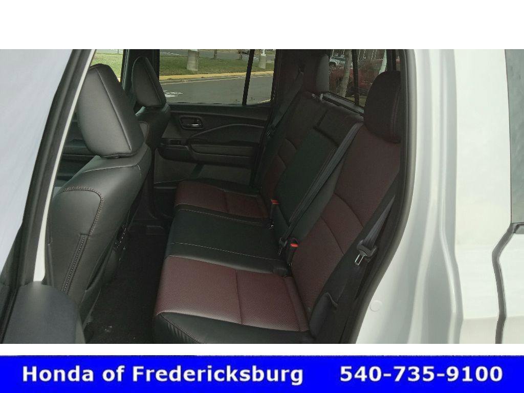 Certified 2025 Honda Ridgeline Black Edition image 23
