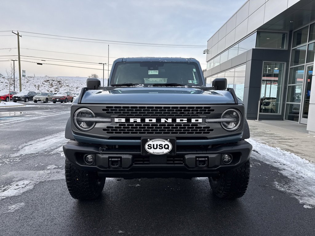 New 2025 Ford Bronco Badlands w/ Sasquatch Package AWD/4WD image 2