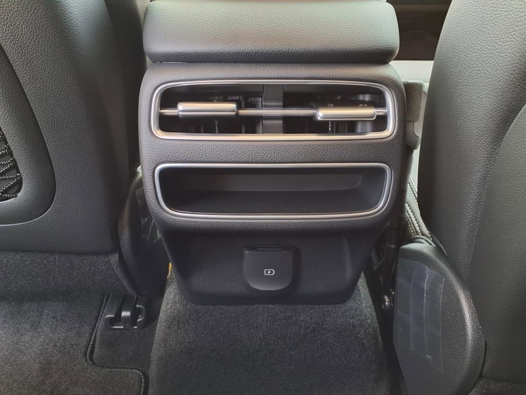 New 2026 Genesis Electrified GV70 image 5