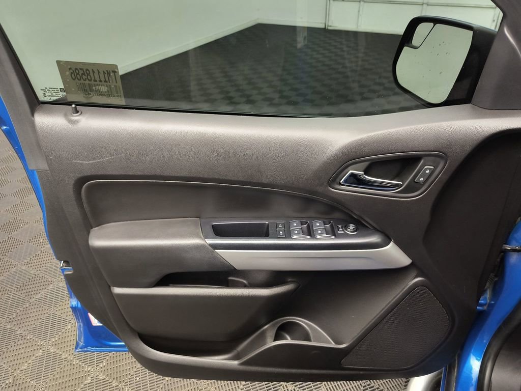 Used 2021 Chevrolet Colorado ZR2 AWD/4WD image 17