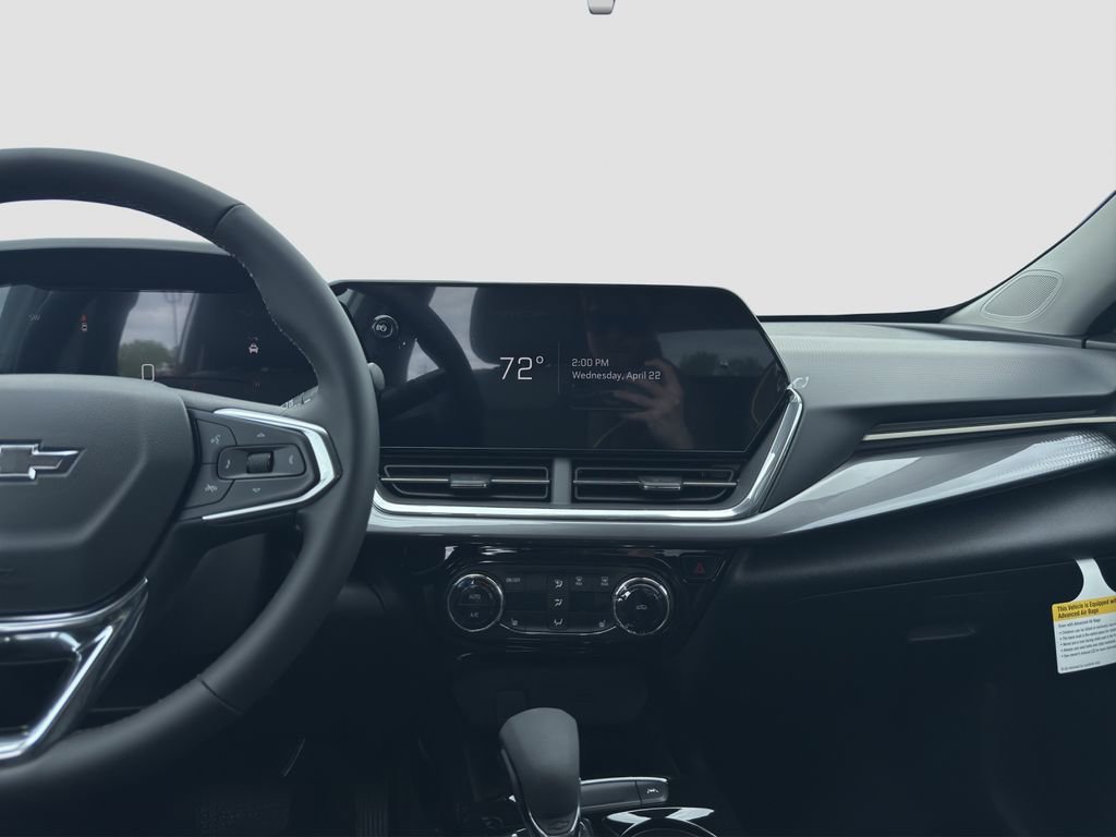 New 2026 Chevrolet Trax ACTIV w/ Sunroof Package FWD image 15