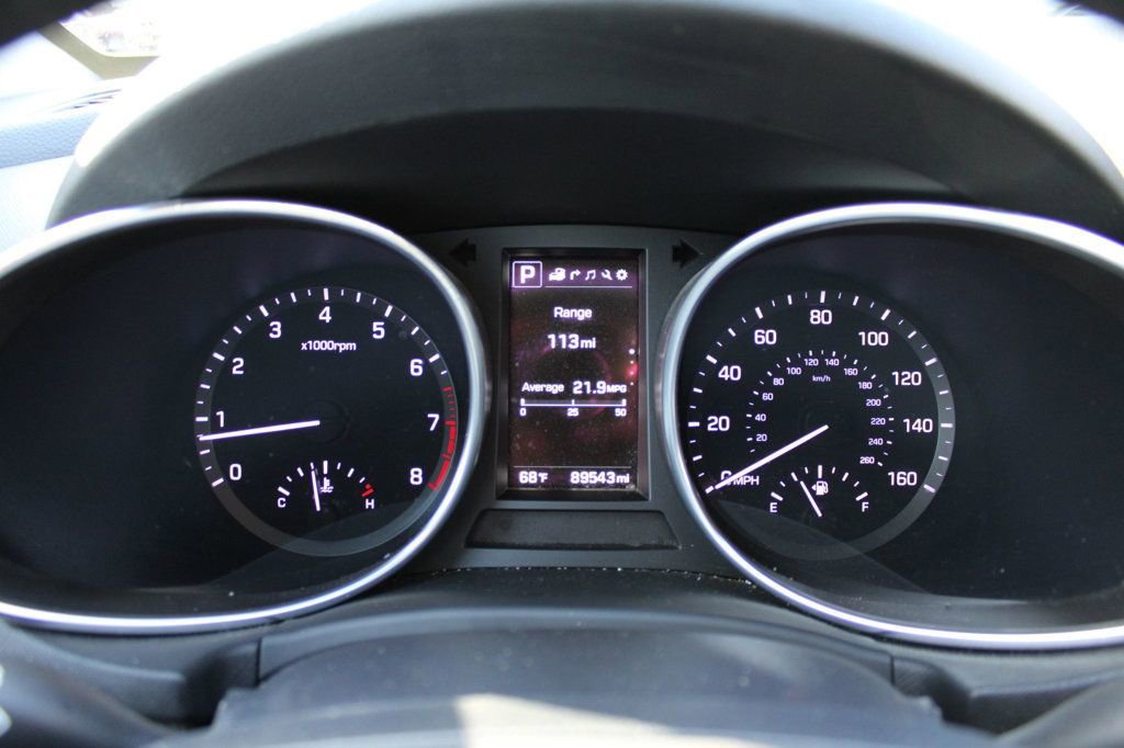 Used 2019 Hyundai Santa Fe XL image 14