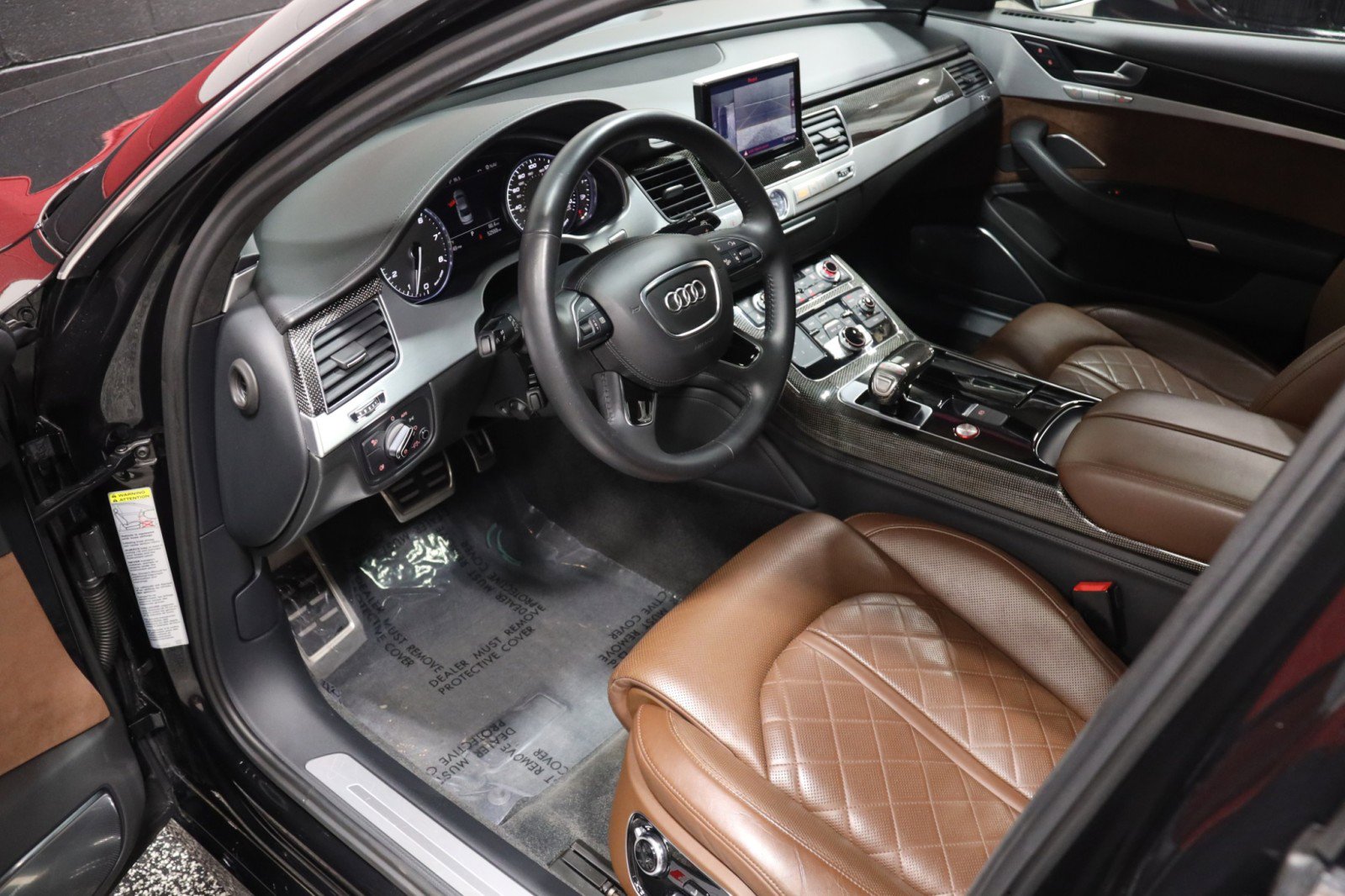 Used 2014 Audi S8 AWD/4WD image 34