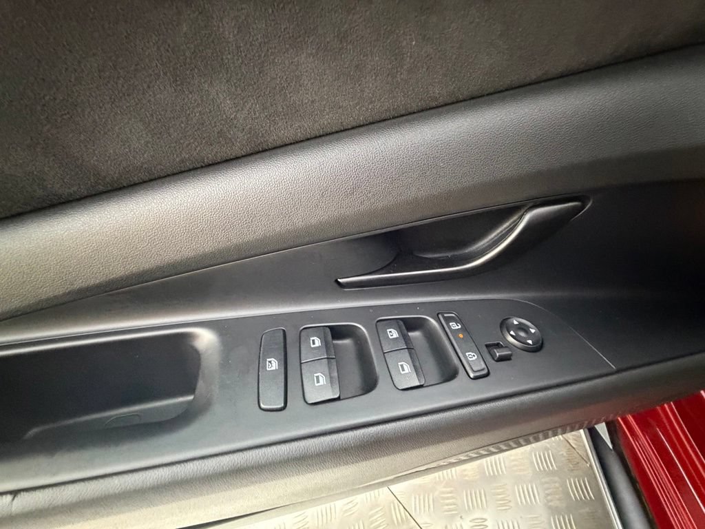 Used 2024 Hyundai Elantra N FWD image 38