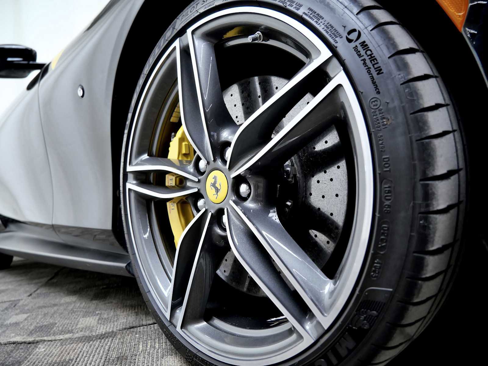 Certified 2024 Ferrari Roma image 11