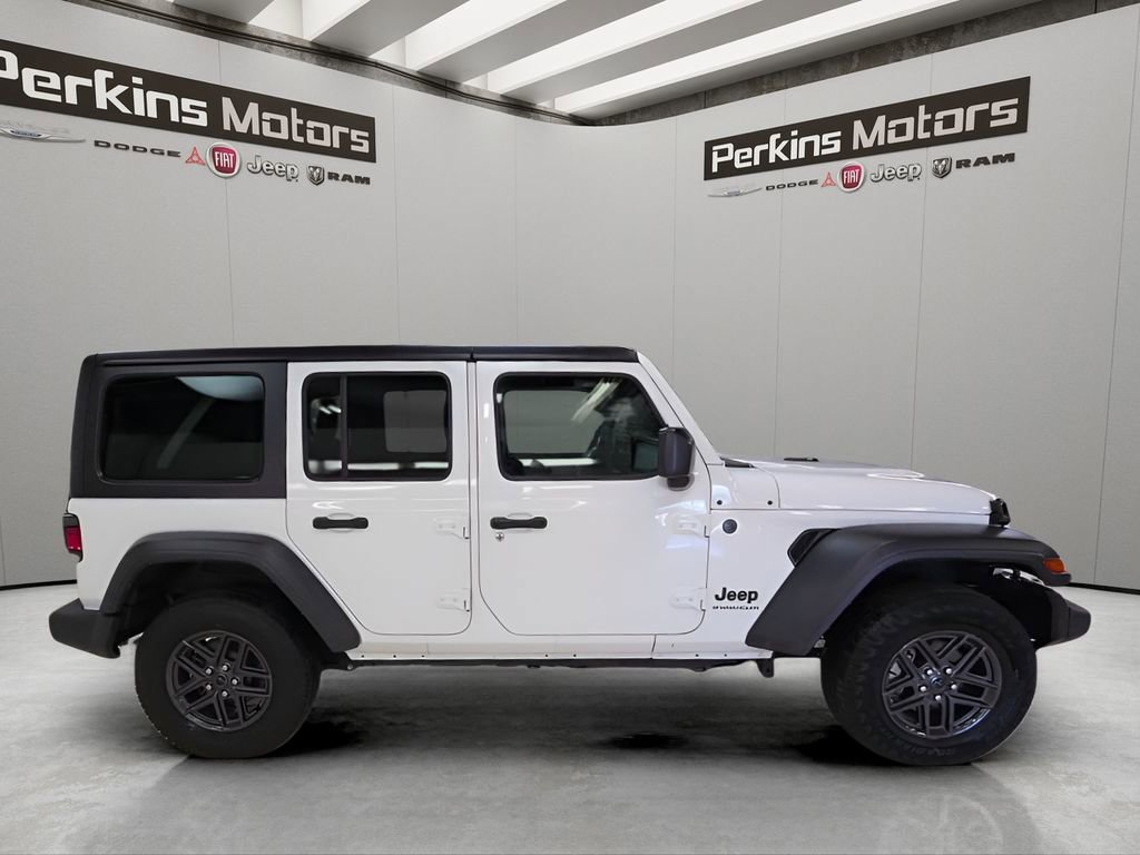 Used 2024 Jeep Wrangler Sport S image 7