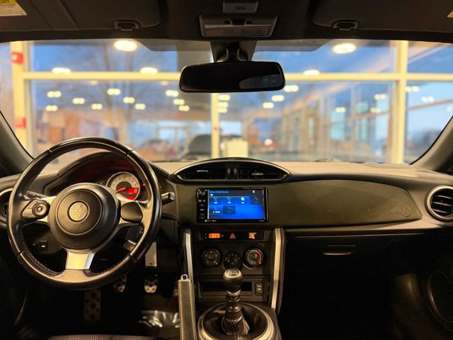 Used 2018 Toyota 86 image 34