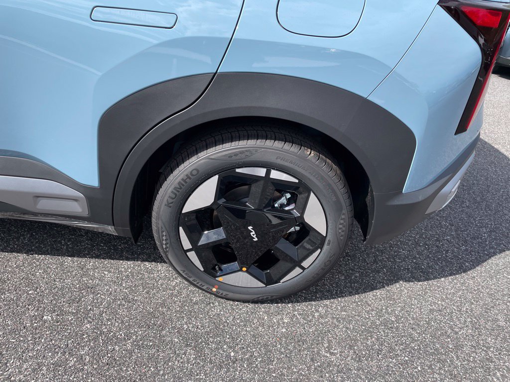 New 2027 Kia Seltos S FWD image 7