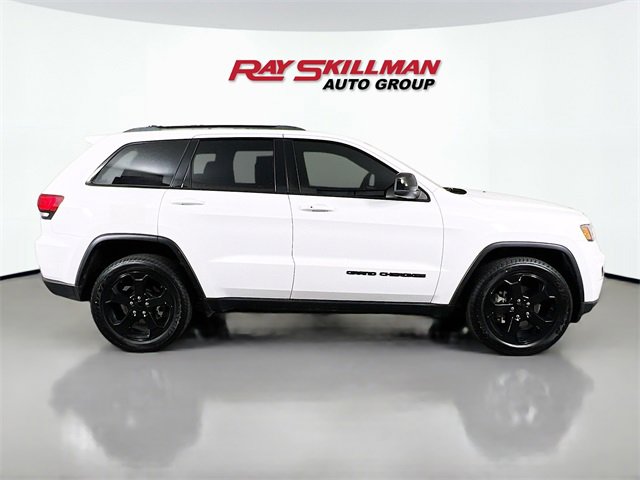 Used 2020 Jeep Grand Cherokee Laredo image 8