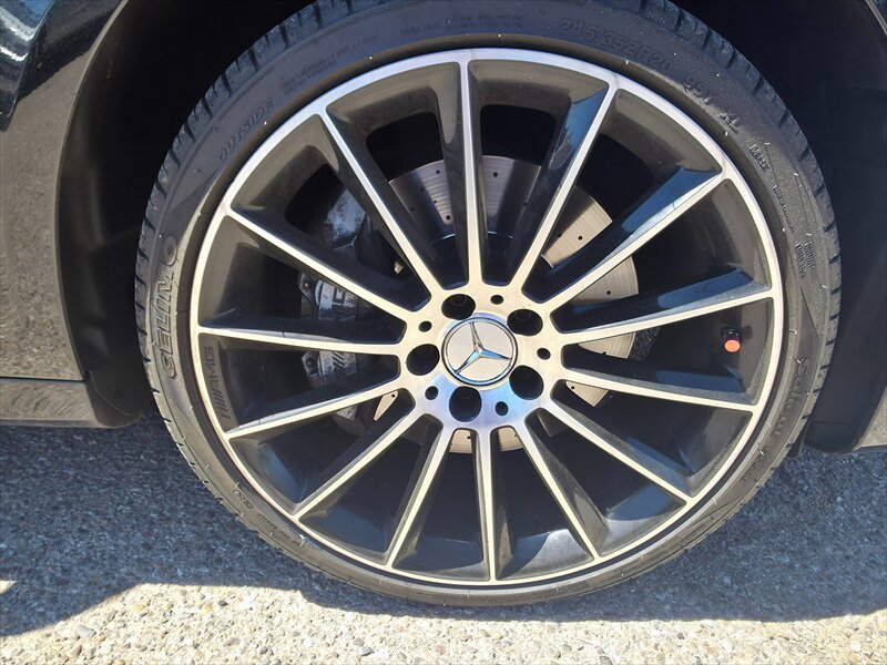 Used 2017 Mercedes-Benz E 43 AMG 4MATIC Sedan w/ Premium 2 Package image 36