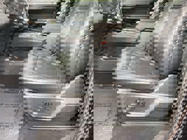 Used 2024 Ford Expedition XLT AWD/4WD image 20