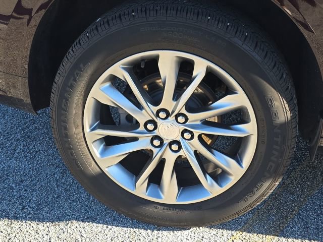 Used 2022 Buick Enclave Avenir w/ Avenir Technology Package image 10