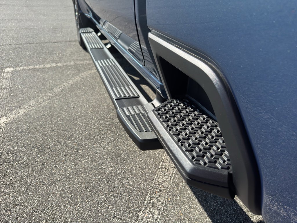 New 2026 Chevrolet Silverado 2500 Custom w/ Custom Value Package image 9