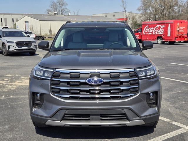 Certified 2025 Ford Explorer Active w/ Active Comfort Package image 8