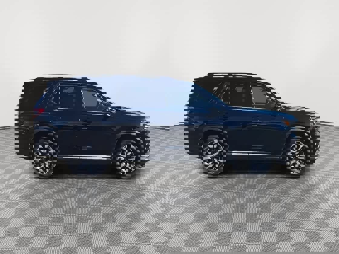 Used 2024 Honda Pilot Touring image 9