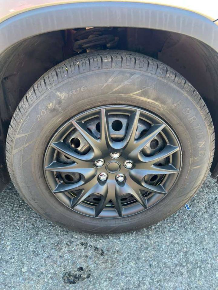 Used 2018 Chevrolet Trax LS FWD image 16