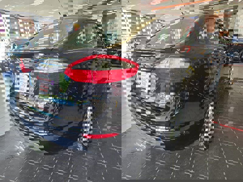 Used 2017 Ford Fiesta SE w/ Cold Weather Package image 4