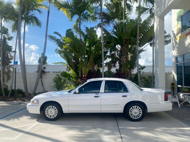 Used 2007 Mercury Grand Marquis LS image 32