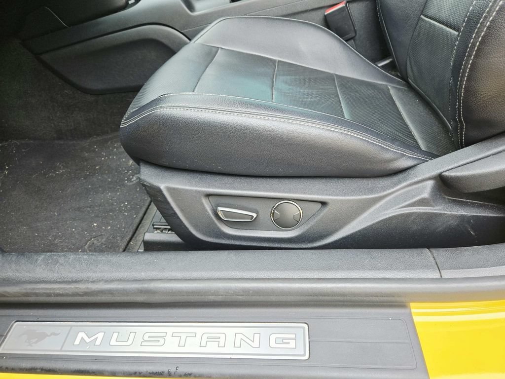 Used 2016 Ford Mustang GT Premium w/ Equipment Group 401A RWD image 38
